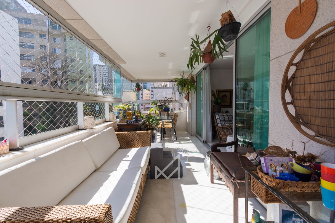 Apartamento 04 quartos à venda no bairro Sion, Próximo à Praça Alaska - Sion, Belo Horizonte — Mafre Imóveis