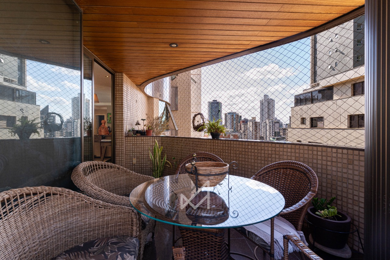 Apartamento 04 quartos à venda no bairro Funcionários - Funcionários, Belo Horizonte — Mafre Imóveis